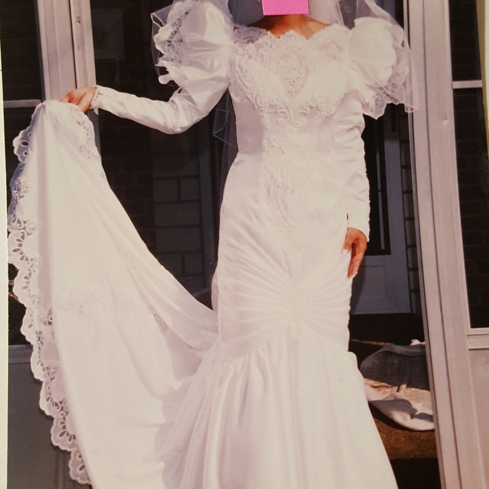 Lace Pearls Feather Sheer Designer Mermaid Wedding Dress